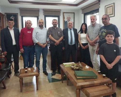 رئيس بلدية بيت جالا يستقبل وفداً من الكنيسة اللوثرية